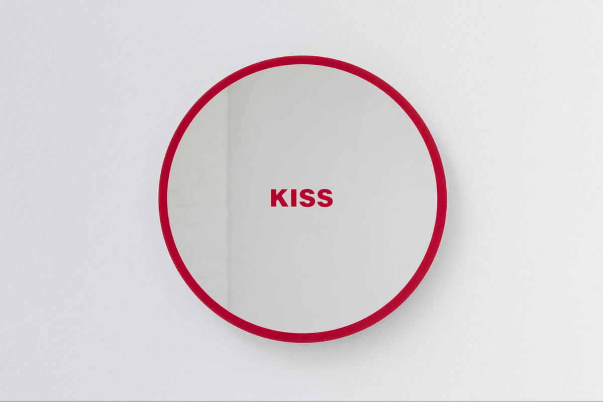UNTITLED (2KISS)