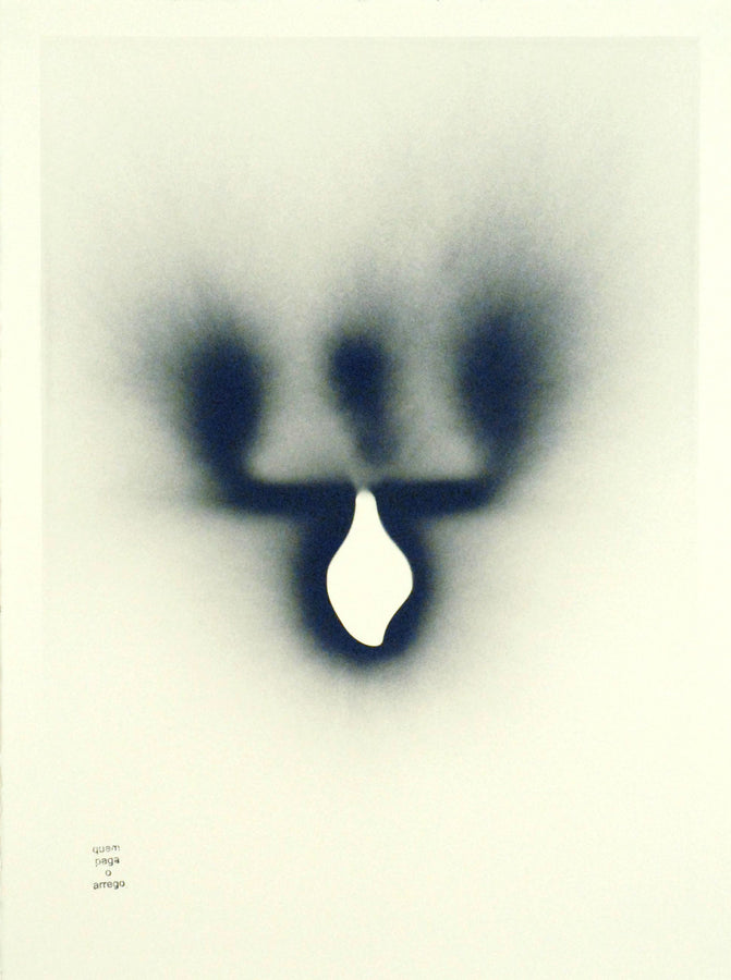 Ernesto Neto: Quem paga o arrego, spray! (Who pays the bill, spray!)