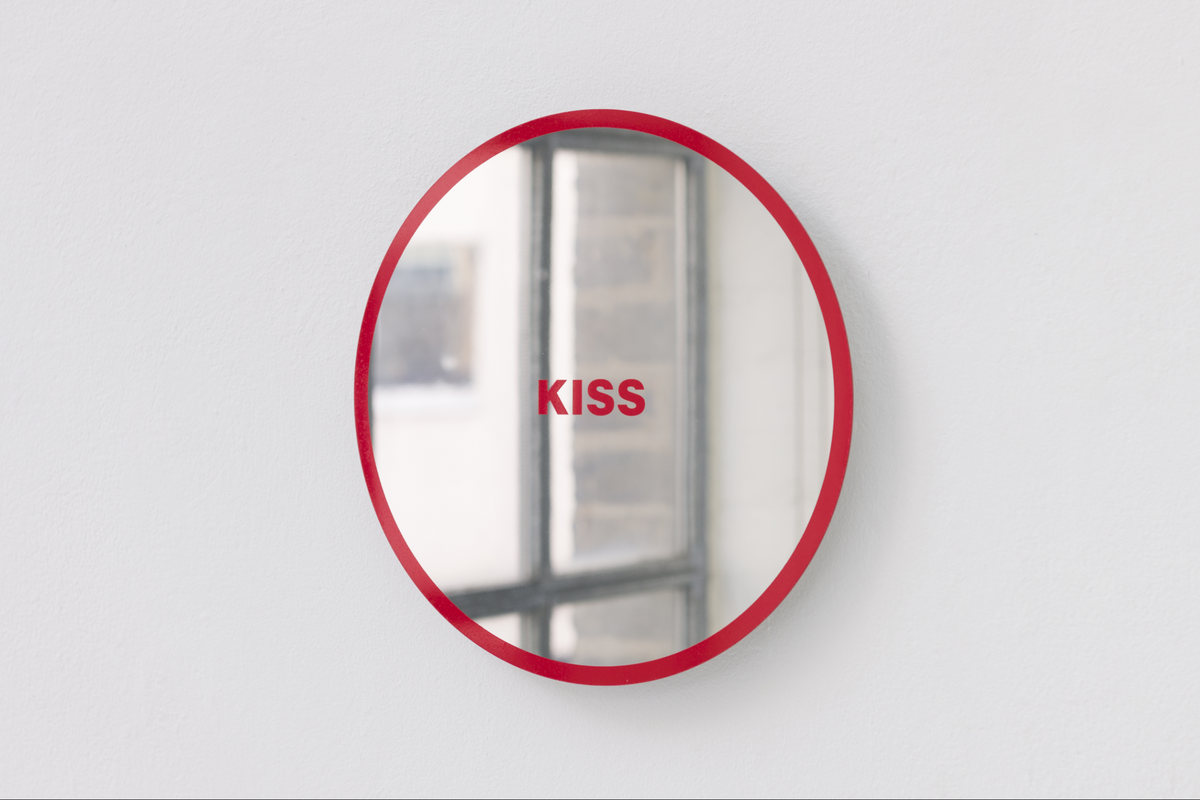 UNTITLED (2KISS)